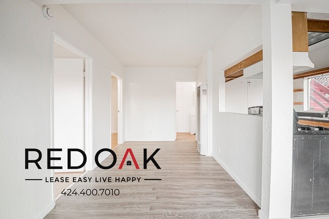 Building Photo - 476 1/2 Crane Blvd