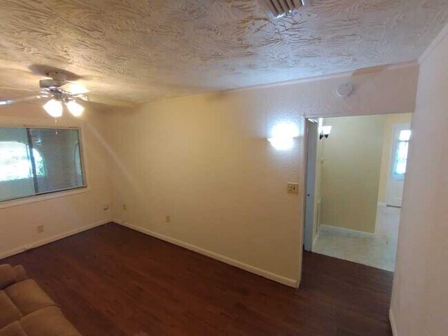 Building Photo - 8743 Buttercup Street - .
