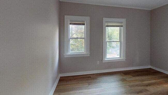 Foto del edificio - 116 Ridgeway Ave