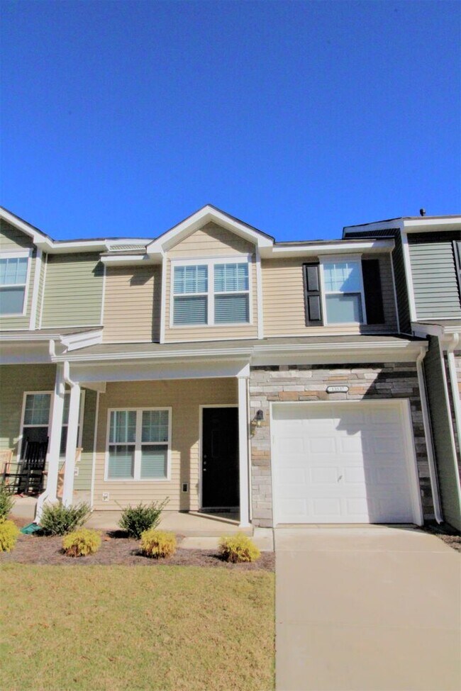 Foto del edificio - Beautiful 3 bedroom Townhome in Steele Creek!