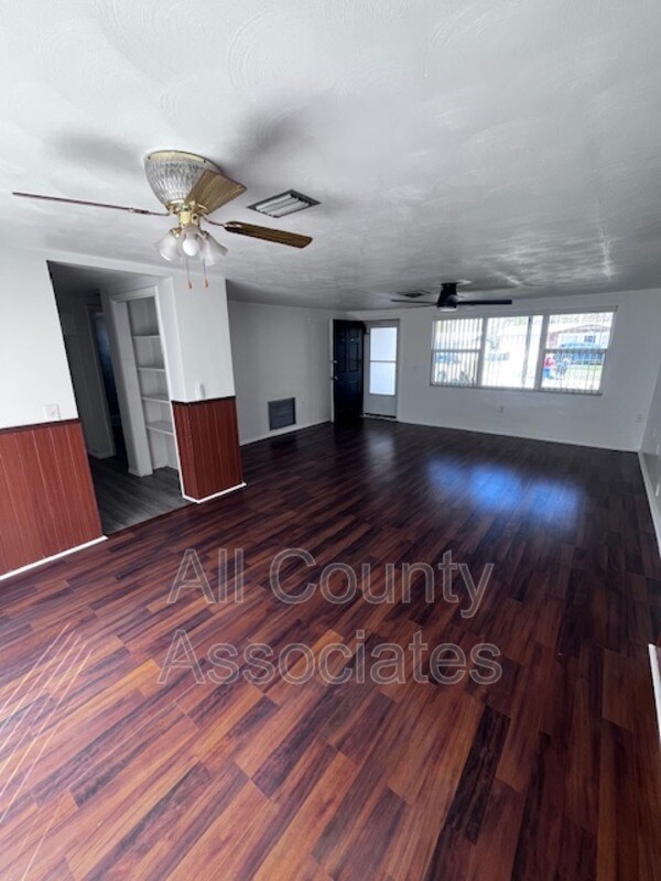 Foto del edificio - 5316 Seahorse Dr