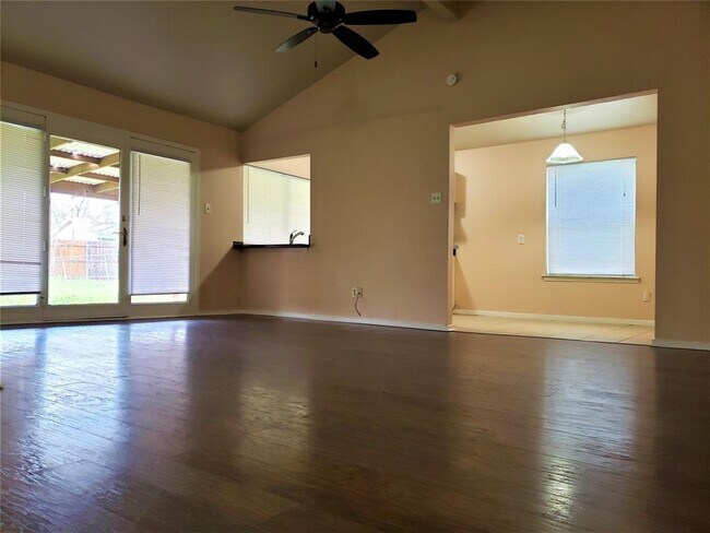 Foto del edificio - 3702 Lindsey Ct
