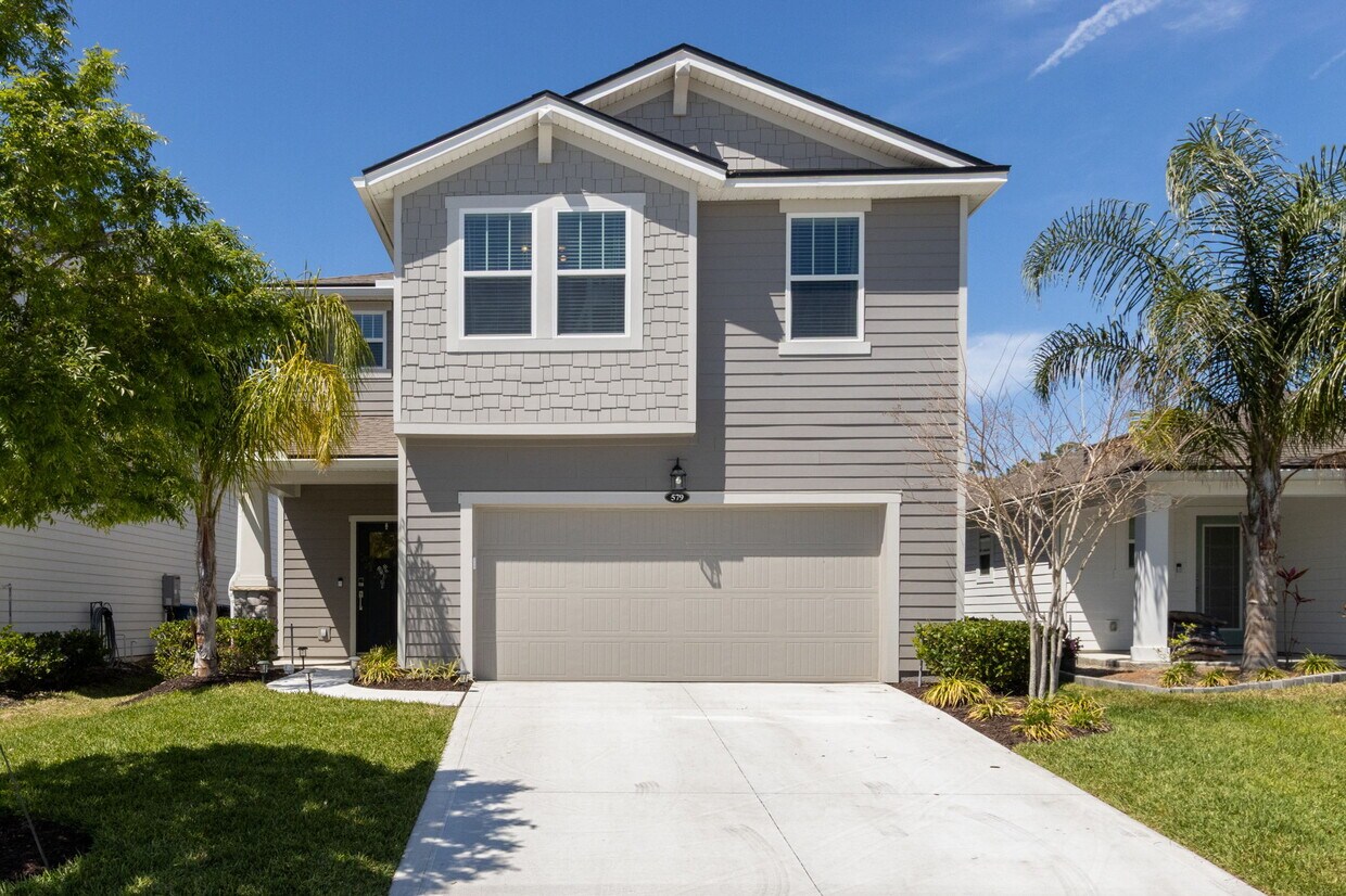 Foto principal - 579 Meadow Creek Dr