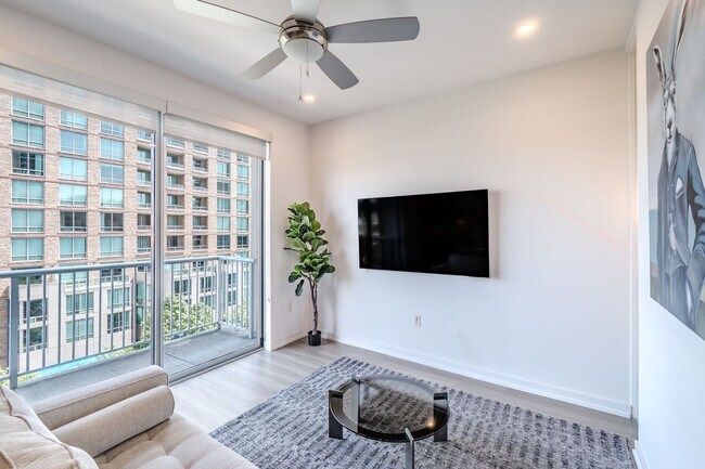 Foto del edificio - 3700 McKinney Ave