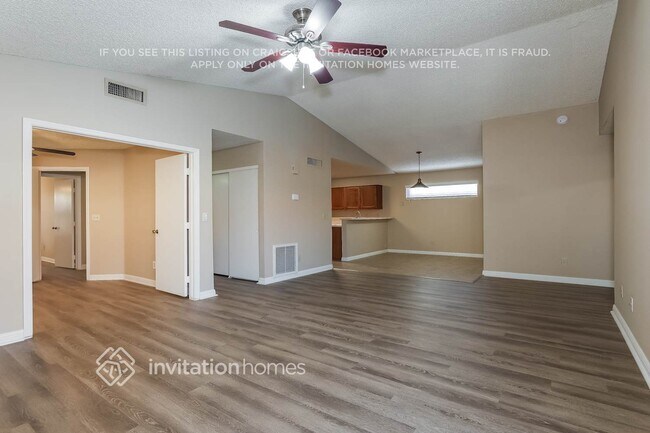 Foto del edificio - 11564 W Sage Dr