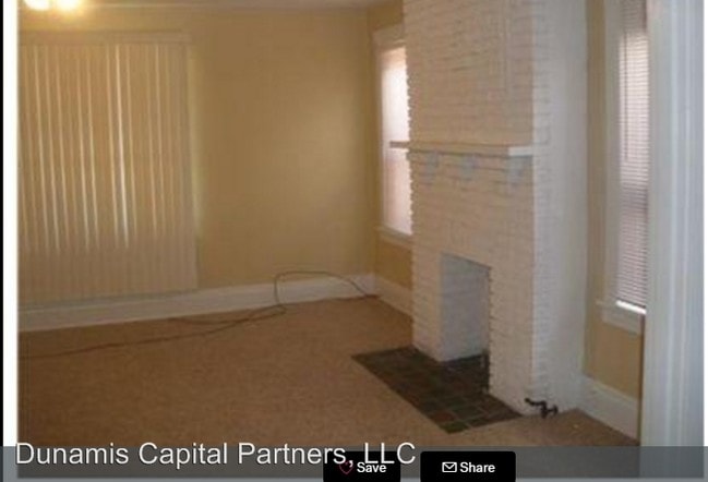 Building Photo - 3050 Bergman St