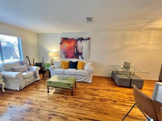 Foto del edificio - 4115 Bowser Ave