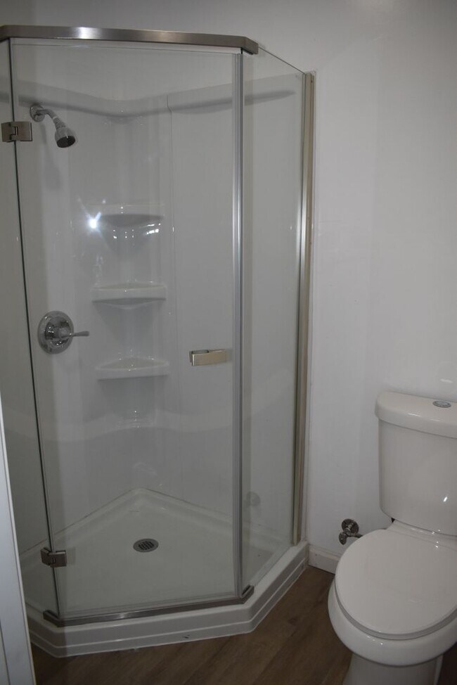 Building Photo - 7353 Landsborough Ct