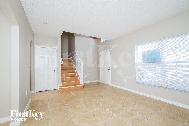 Foto del edificio - 639 Linnet Ct