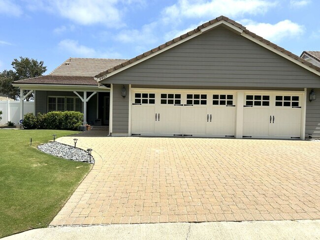 Foto del edificio - 4407 E Ridge Gate Rd
