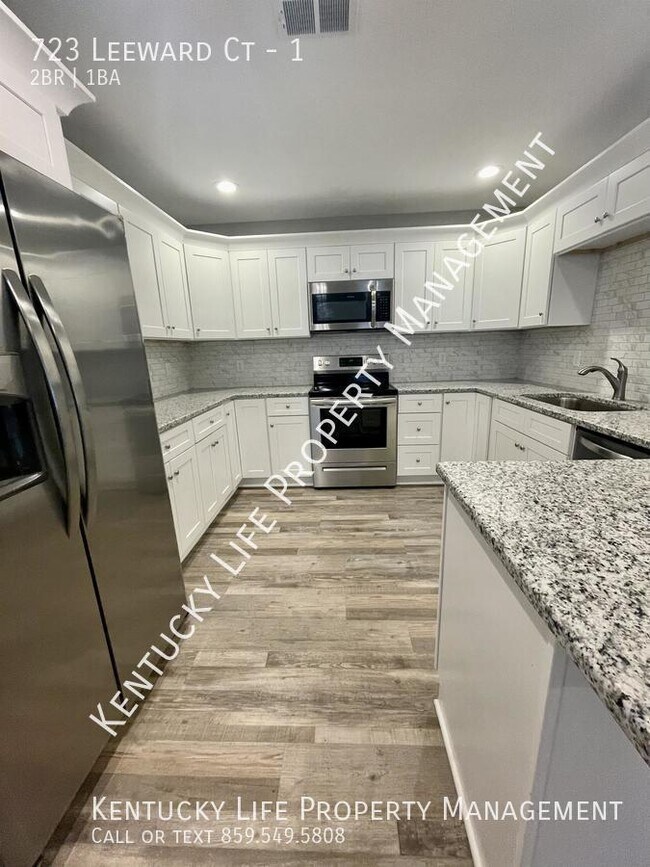 Foto del edificio - 723 Leeward Ct