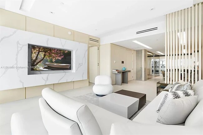 Building Photo - 10201 Collins Ave