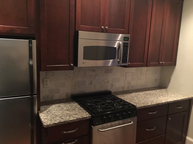 Building Photo - 1125 Briarcliff Pl NE