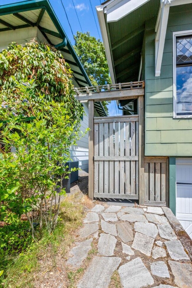 Foto del edificio - 1Bd/1Ba Seattle Home