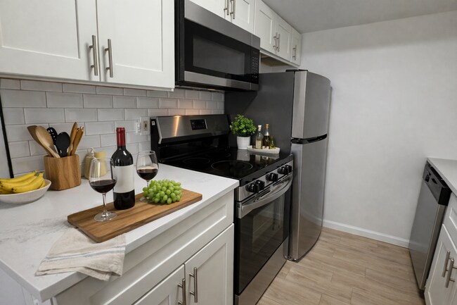 Foto del edificio - 40365 Plymouth Rd