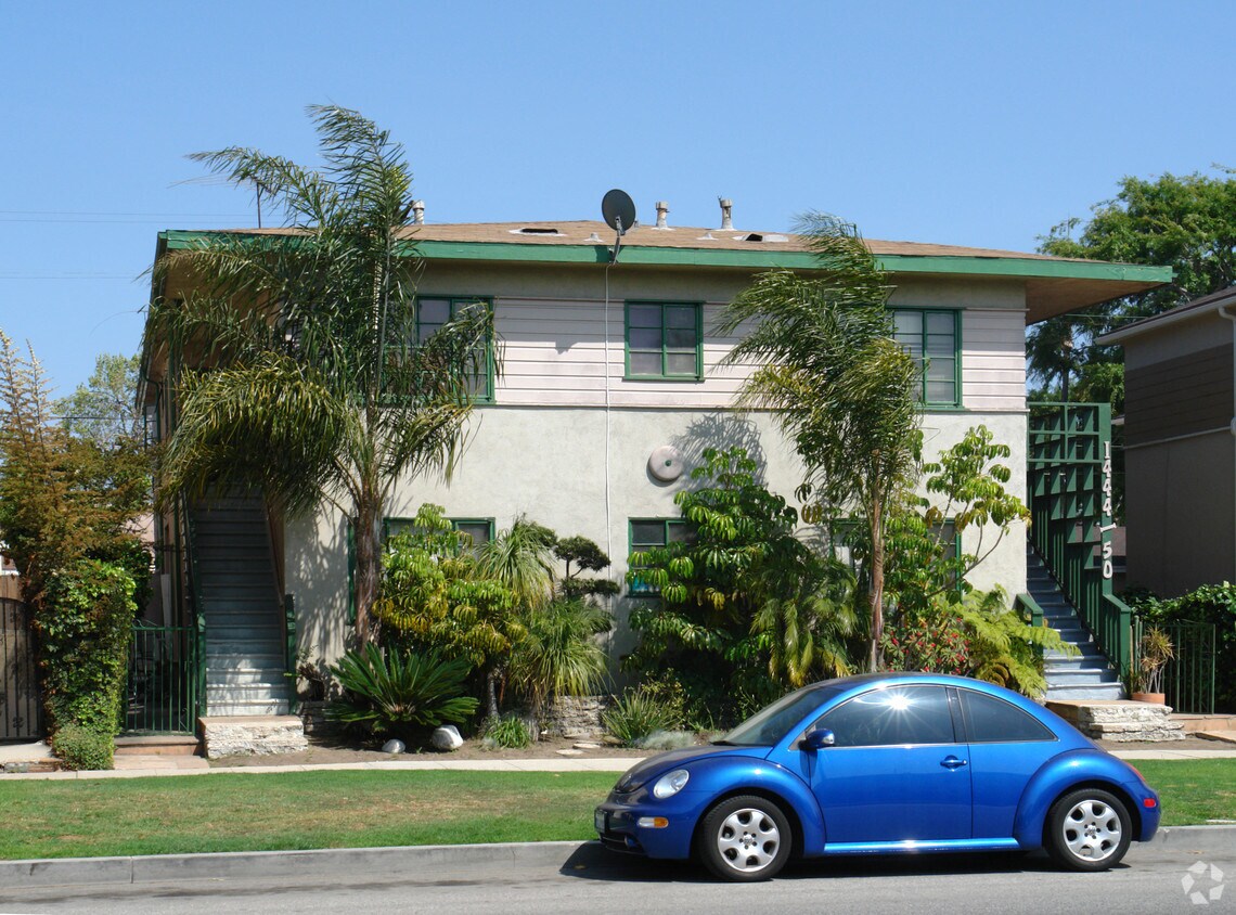 Building Photo - 1444 S Crescent Heights Blvd