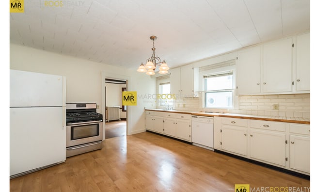 Building Photo - 50-52 Hobson St