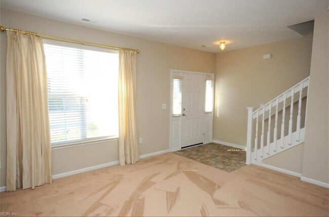 Foto del edificio - 5320 Hayton Way