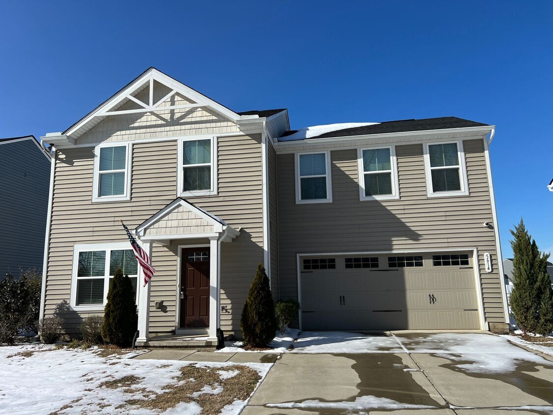 Primary Photo - 4 br, 2.5 bath House - 5614 Compass Way