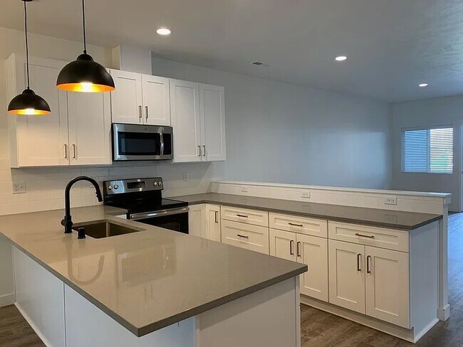 Foto del edificio - 1507 Metler Ln