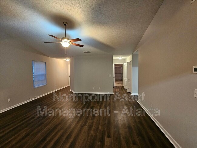 Foto del edificio - 307 Willow Way