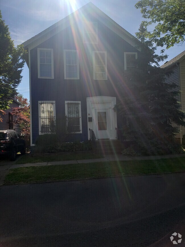 West Village Short Term Apartments for Rent Buffalo, NY 1 Rentals