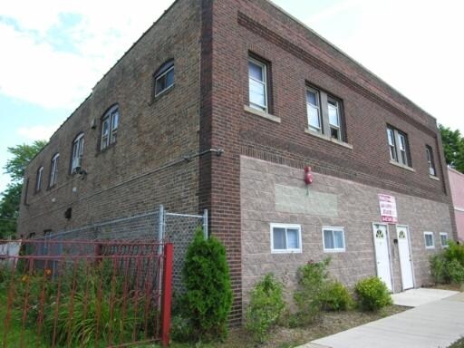 Primary Photo - 709 S Mcalister Ave