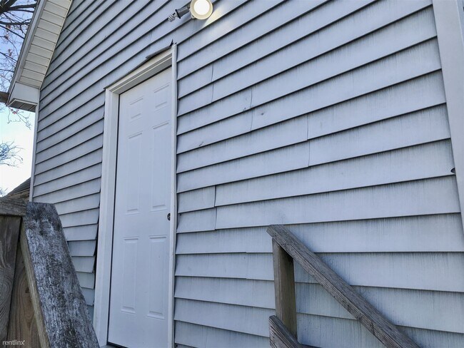 Foto del edificio - 2 br, 1 bath Duplex - 3717 South Race Stre...