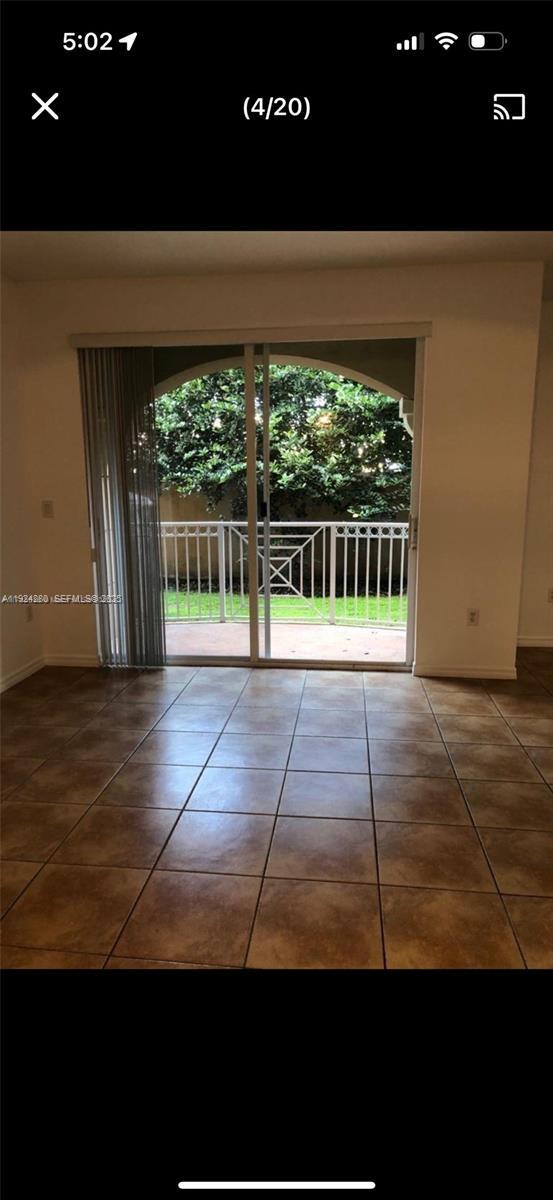 Foto del edificio - 8826 W Flagler St