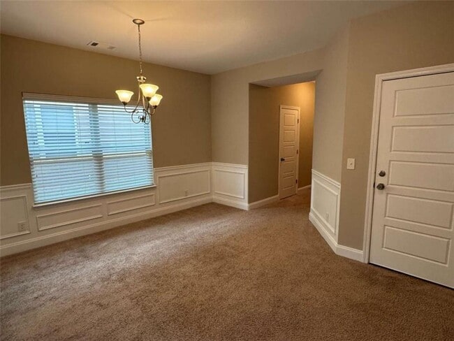 Building Photo - 495 Kirkland Dr