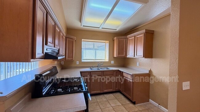 Foto del edificio - 79891 Ave 42