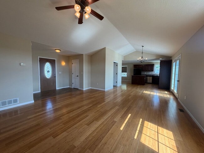 Building Photo - 161 Lyle Curtis Cir