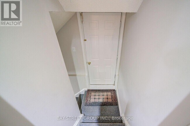 Photo du bâtiment - 94 Marydale Ave