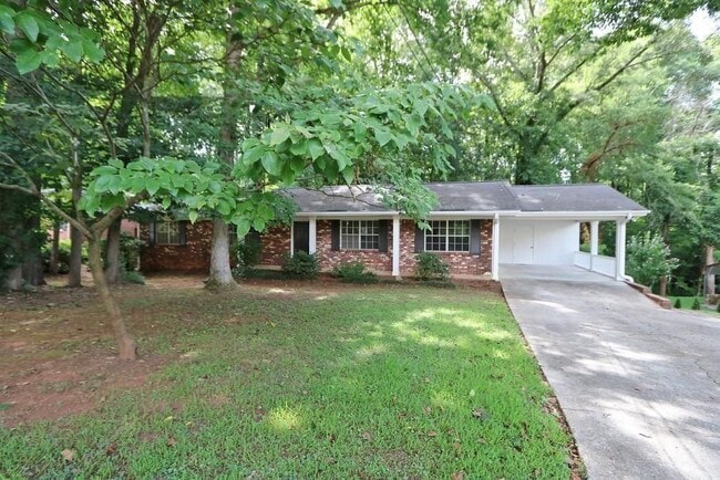 Building Photo - 4215 Fawn Ln SE