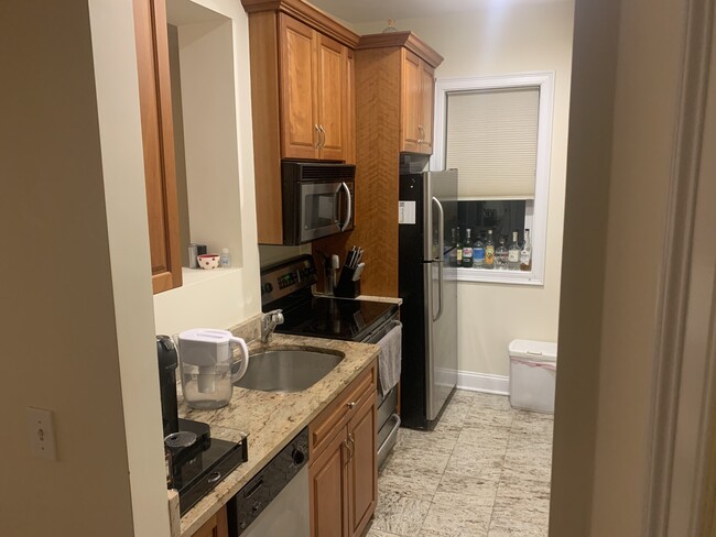 Foto del edificio - 1867 Beacon St