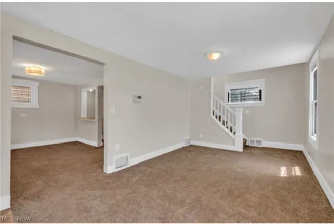 Building Photo - 3635 E 133rd St