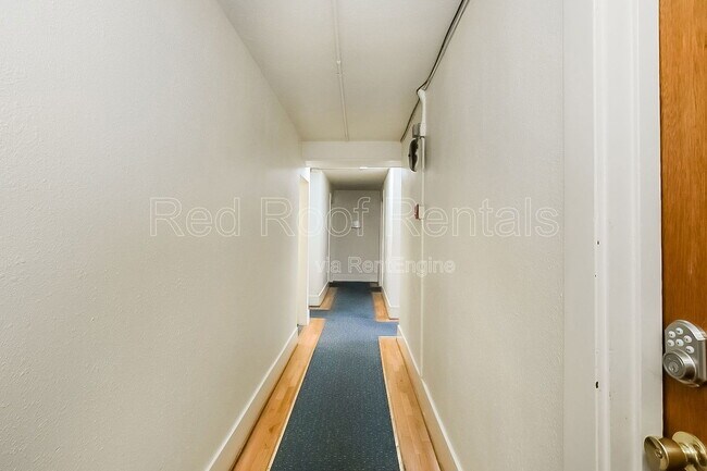 Foto del edificio - 1301-1311-1311 6th Ave