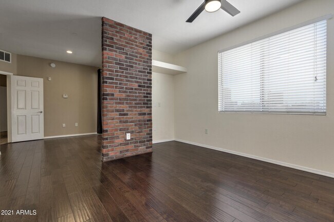 Foto del edificio - 3302 N 7th St
