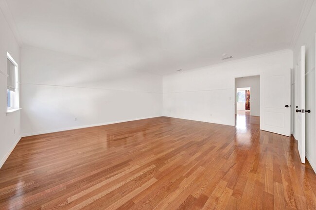 Foto del edificio - 552 N Madison Ave