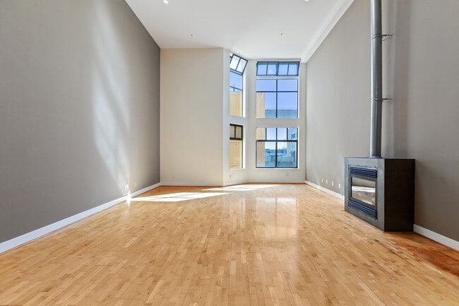Foto del edificio - 125 Gilbert St