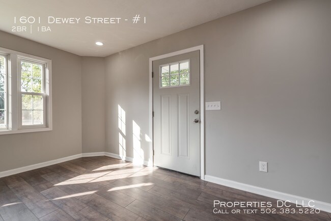 Foto del edificio - 1601 Dewey St