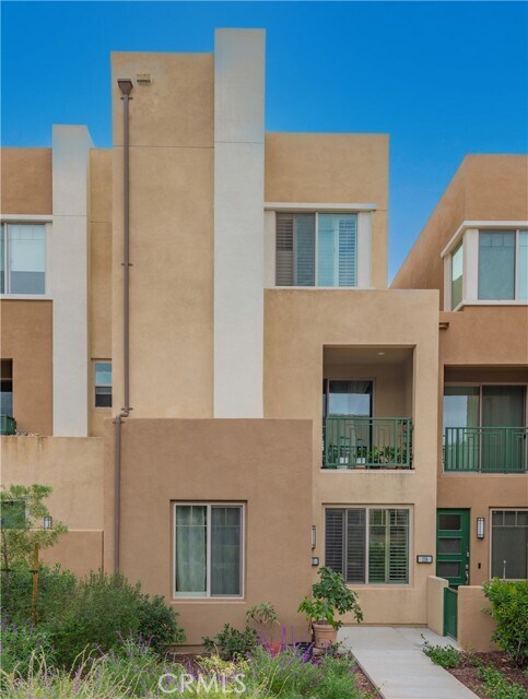 Building Photo - 118 Cadence