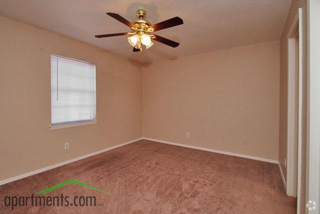 Bedroom - Colony Square