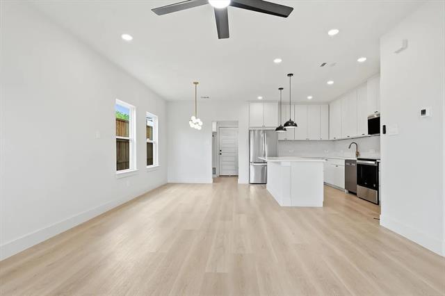 Foto del edificio - 2501 Merlin St