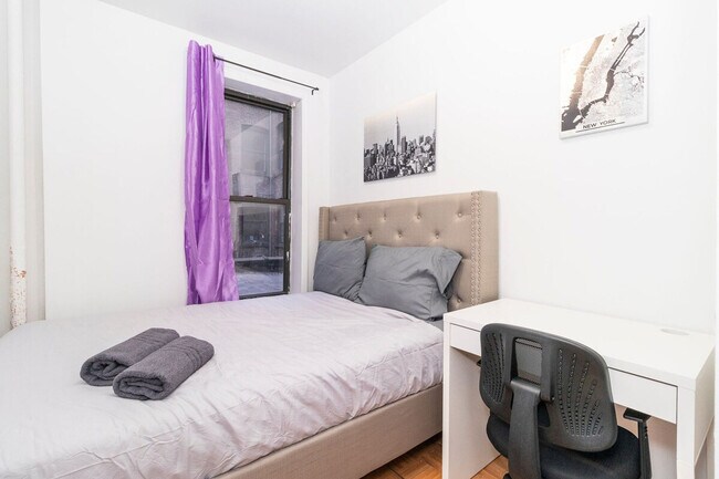 Foto del edificio - 1676 3rd Ave