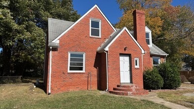 Building Photo - 5610 Bryce Ln