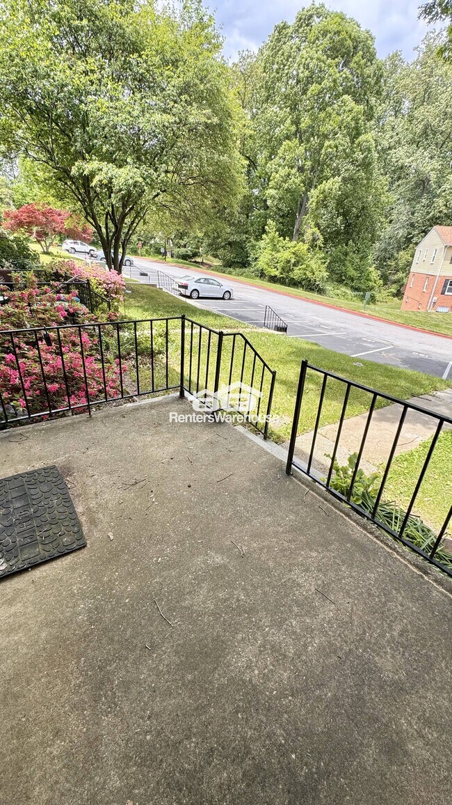Foto del edificio - 3617 Double Rock Ln