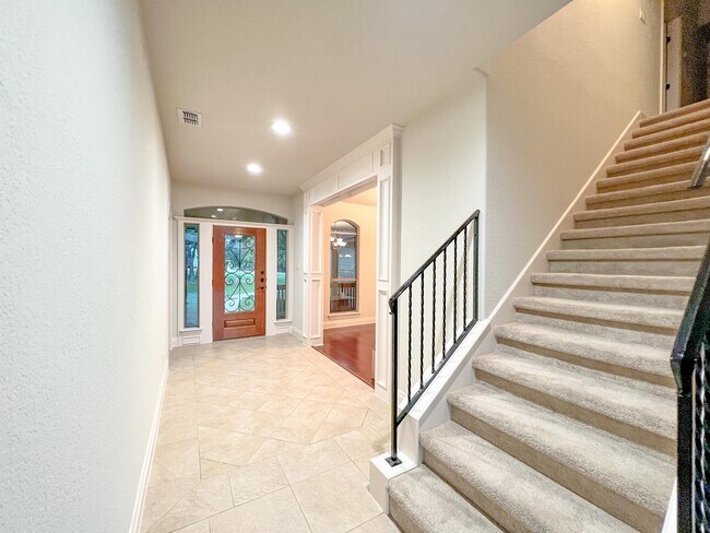 Building Photo - 1341 River Way