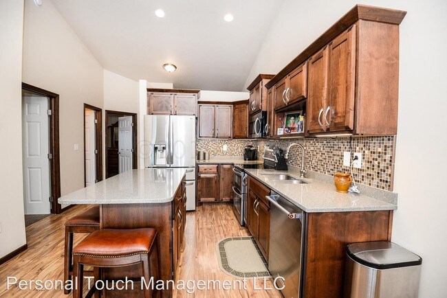 Building Photo - 4 br, 2 bath House - 5984 61st Ave S