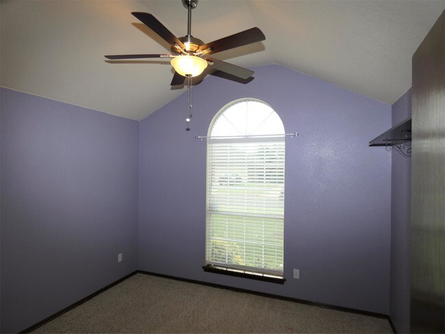 Foto del edificio - 2605 NW 163rd St